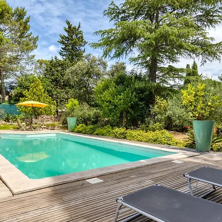 Claudia Avec Piscine Szálloda Le Crès